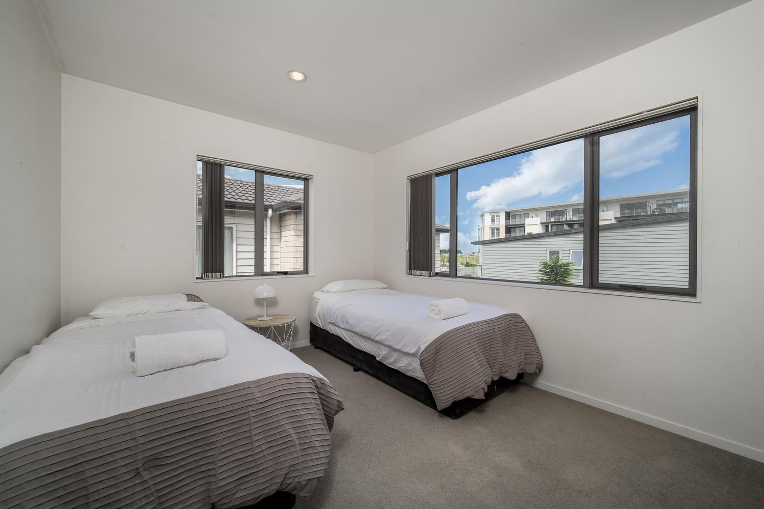 7Br 3Bh Beach Escape. 2 Min To Browns Bay Beach Auckland Luaran gambar
